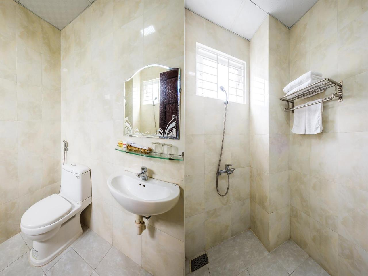 Khach San Gia Tot Da Nang Peaceful Hostel المظهر الخارجي الصورة